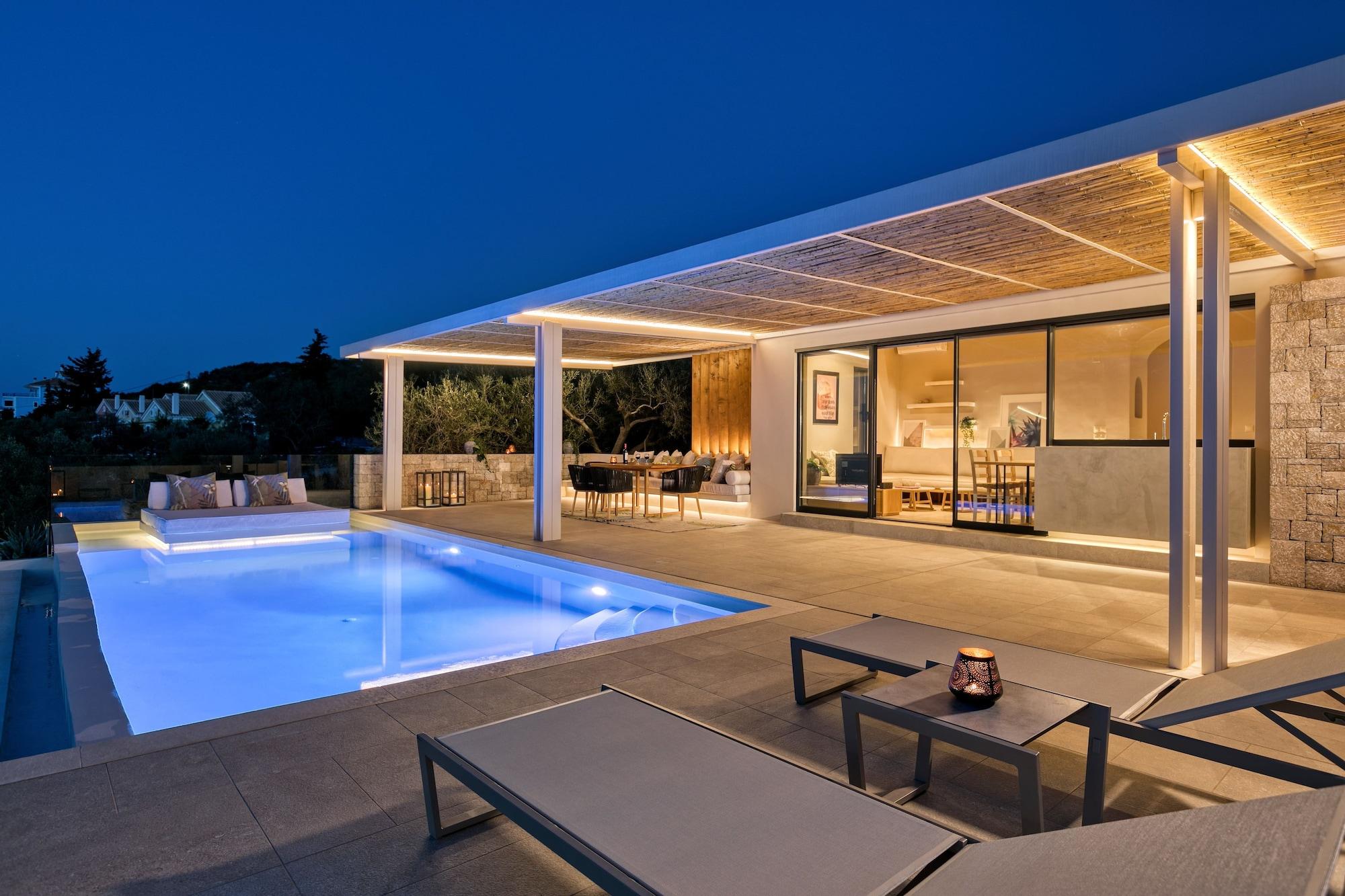 Art Blue Villas Tsoukaládhes Екстериор снимка