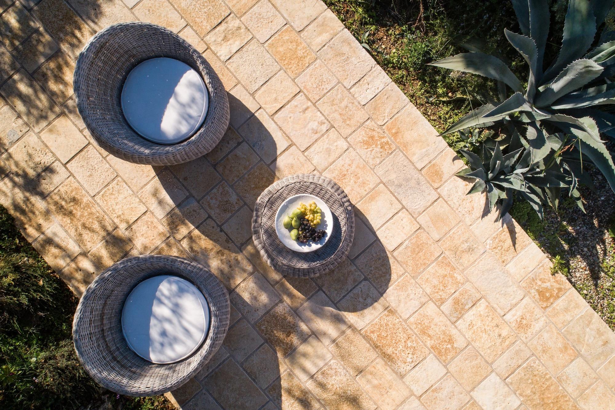 Art Blue Villas Tsoukaládhes Екстериор снимка