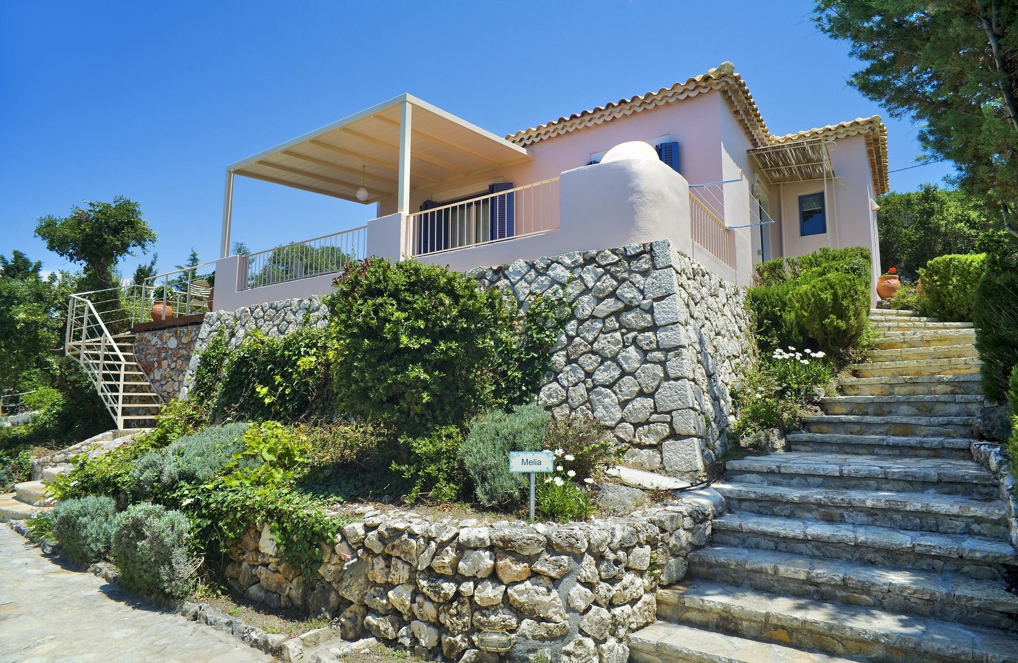 Art Blue Villas Tsoukaládhes Екстериор снимка